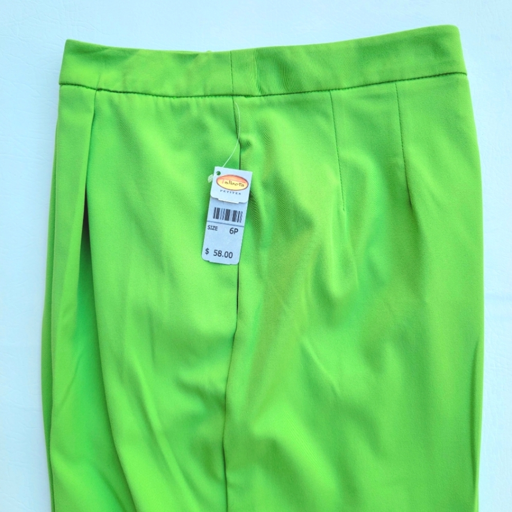 TALBOTS PETITES ♡ NWT Sweet Lime Green Pleated Straight Leg Dress Pants 6P